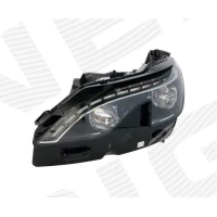 LAMPA PRZEDNIA ZPG111727L